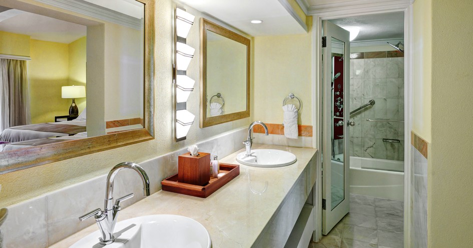 The House by Elegant Hotels