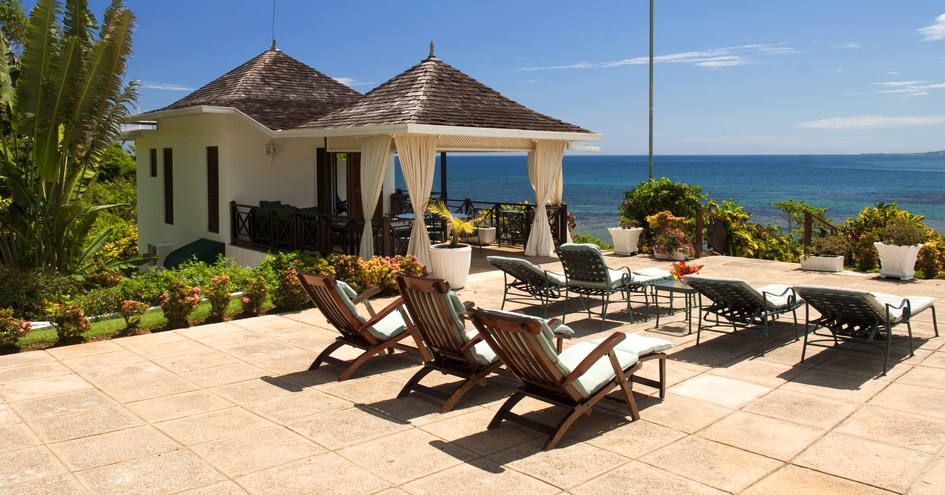 Seaside Cottage at Round Hill