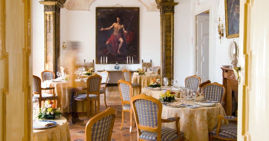 Hotel Palumbo Palazzo Confalone