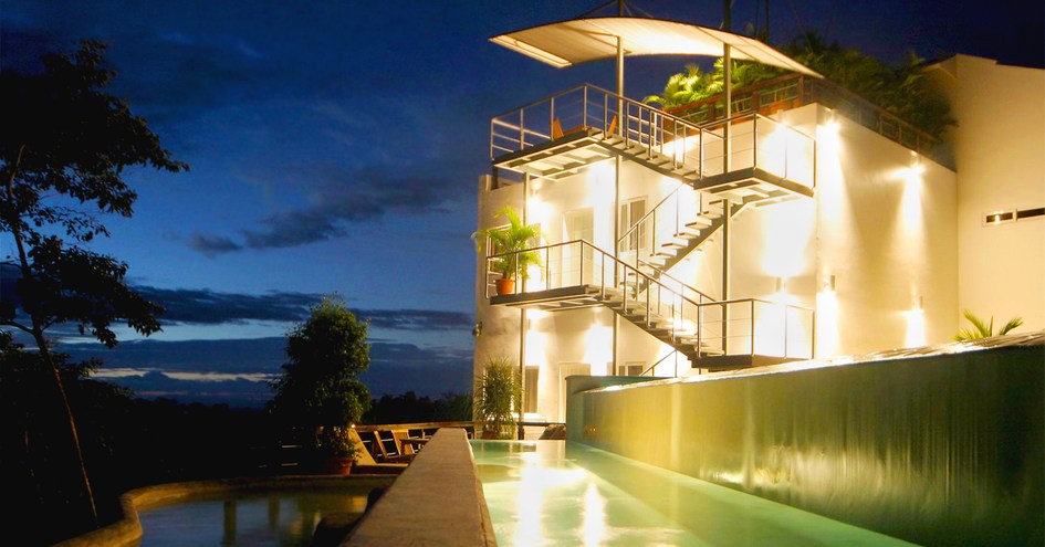 Gaia Hotel & Reserve