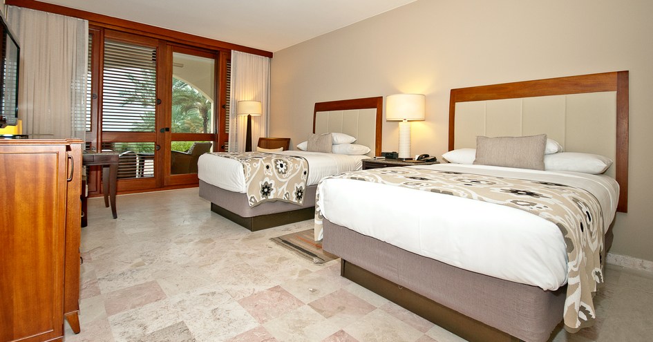 Santa Barbara Beach & Golf Resort