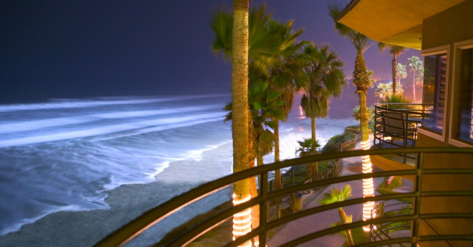 Pacific Terrace Hotel