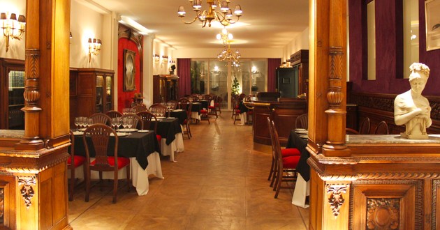 Buenos Aires, Argentina,Hotel Club Francés