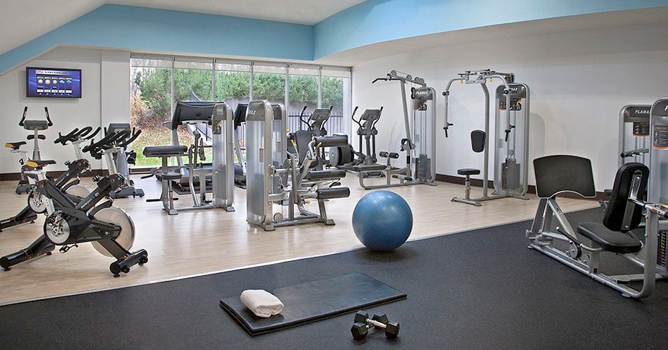 Toronto Don Valley Hotel & Suites