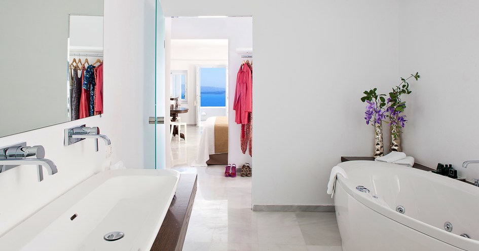 Canaves Oia Hotel