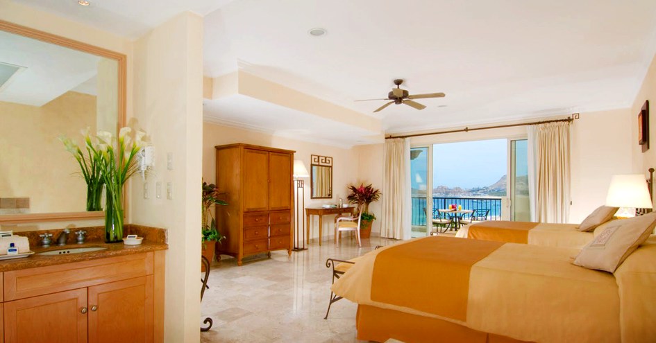 Villa del Arco Beach Resort & Spa