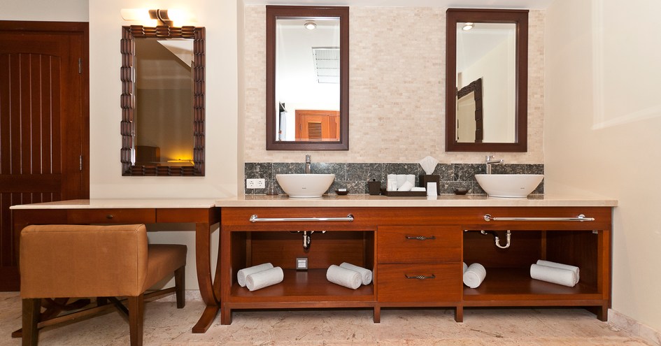 Santa Barbara Beach & Golf Resort