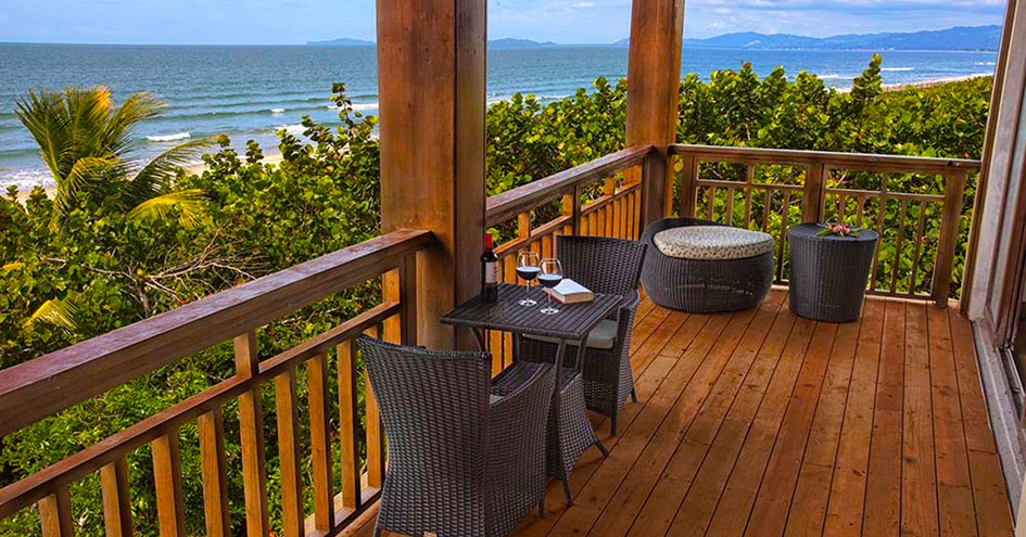 Indura Beach & Golf Resort, Curio Collection by Hilton