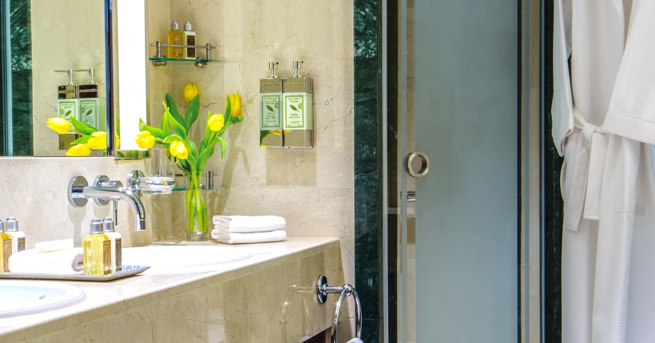 Uniworld Boutique River Cruise Collection, Queen Isabel