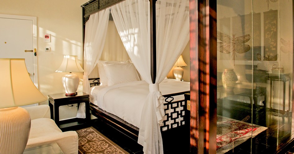 Lv Garden Huanghuali Art Gallery