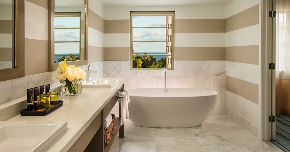 Uma House by Yurbban