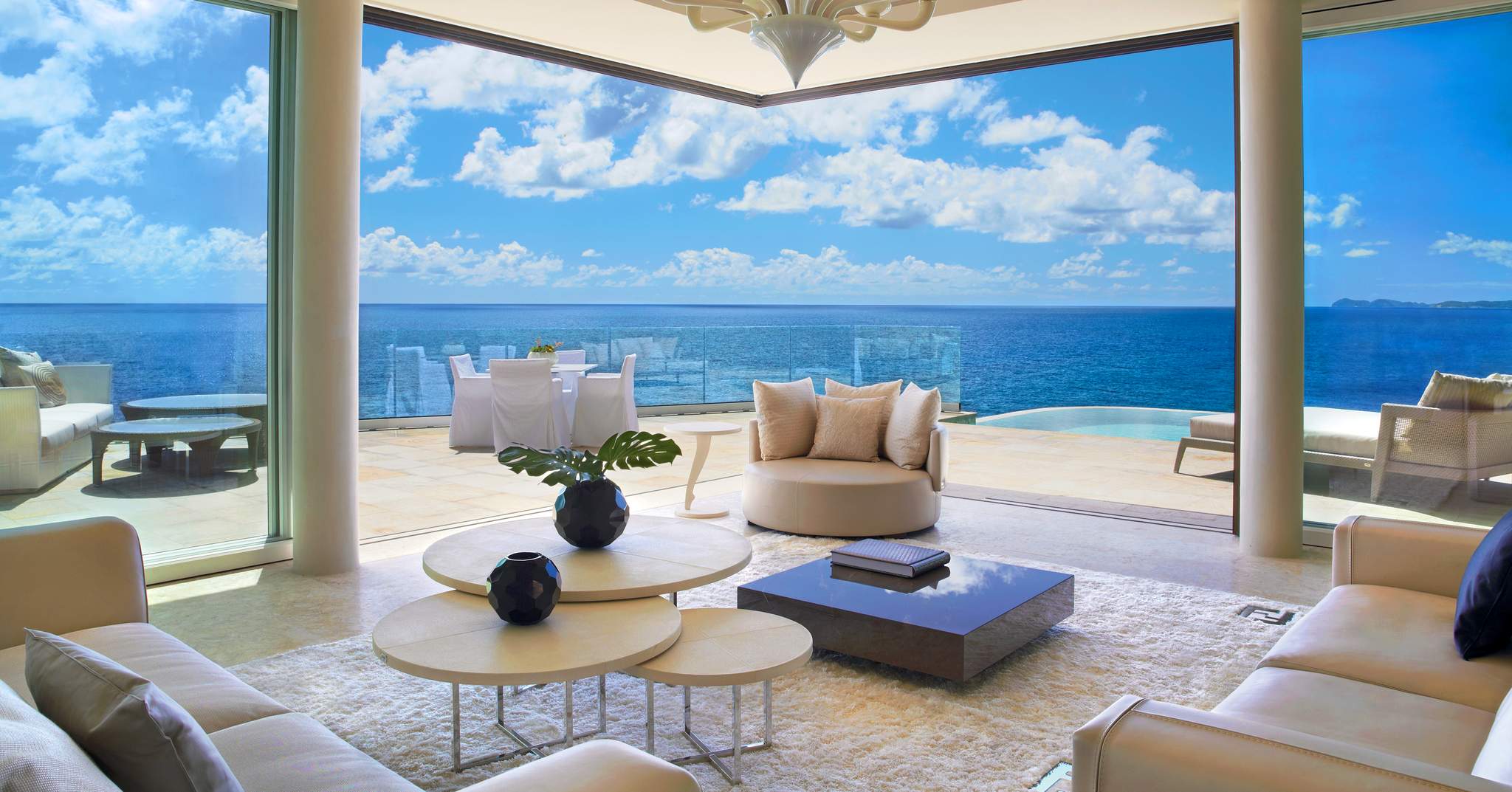 Oil Nut Bay, Cliff Penthouse Suite