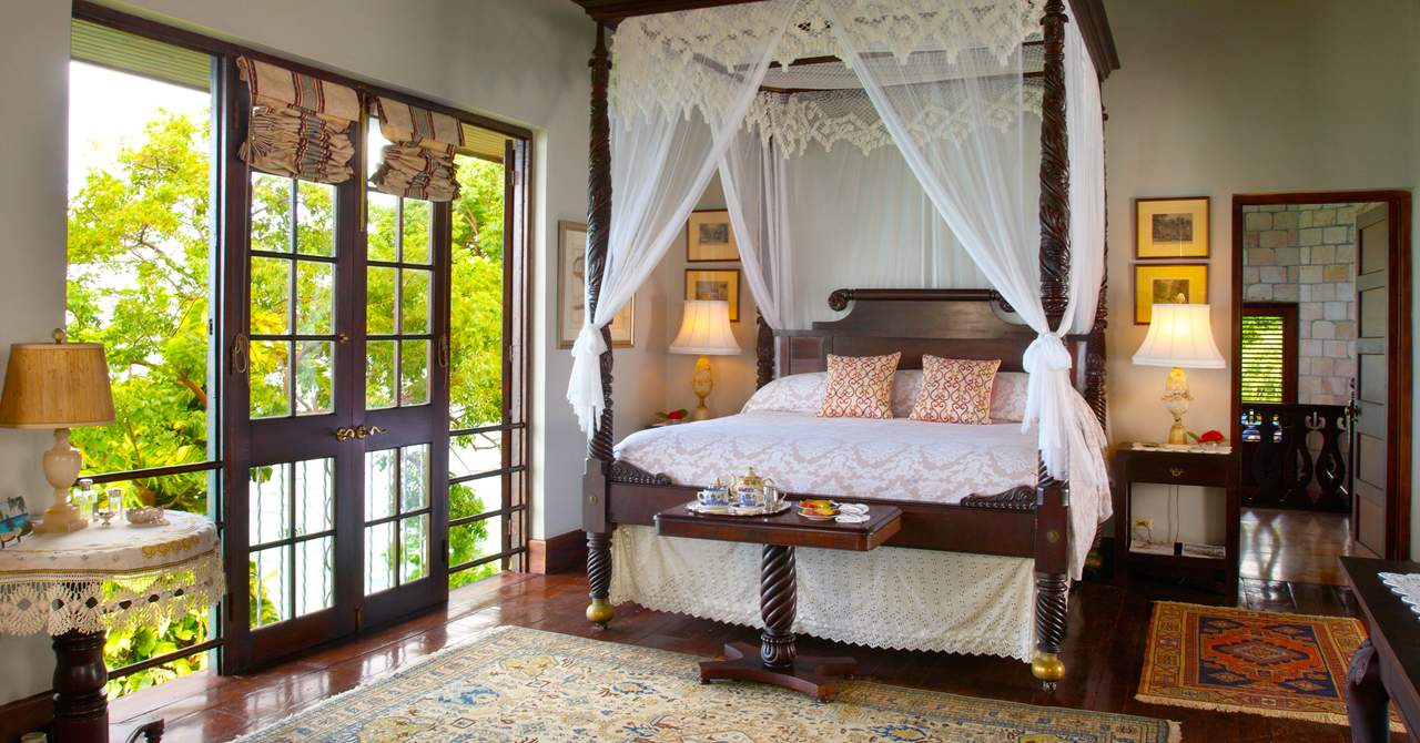 Bluefields Bay Villas