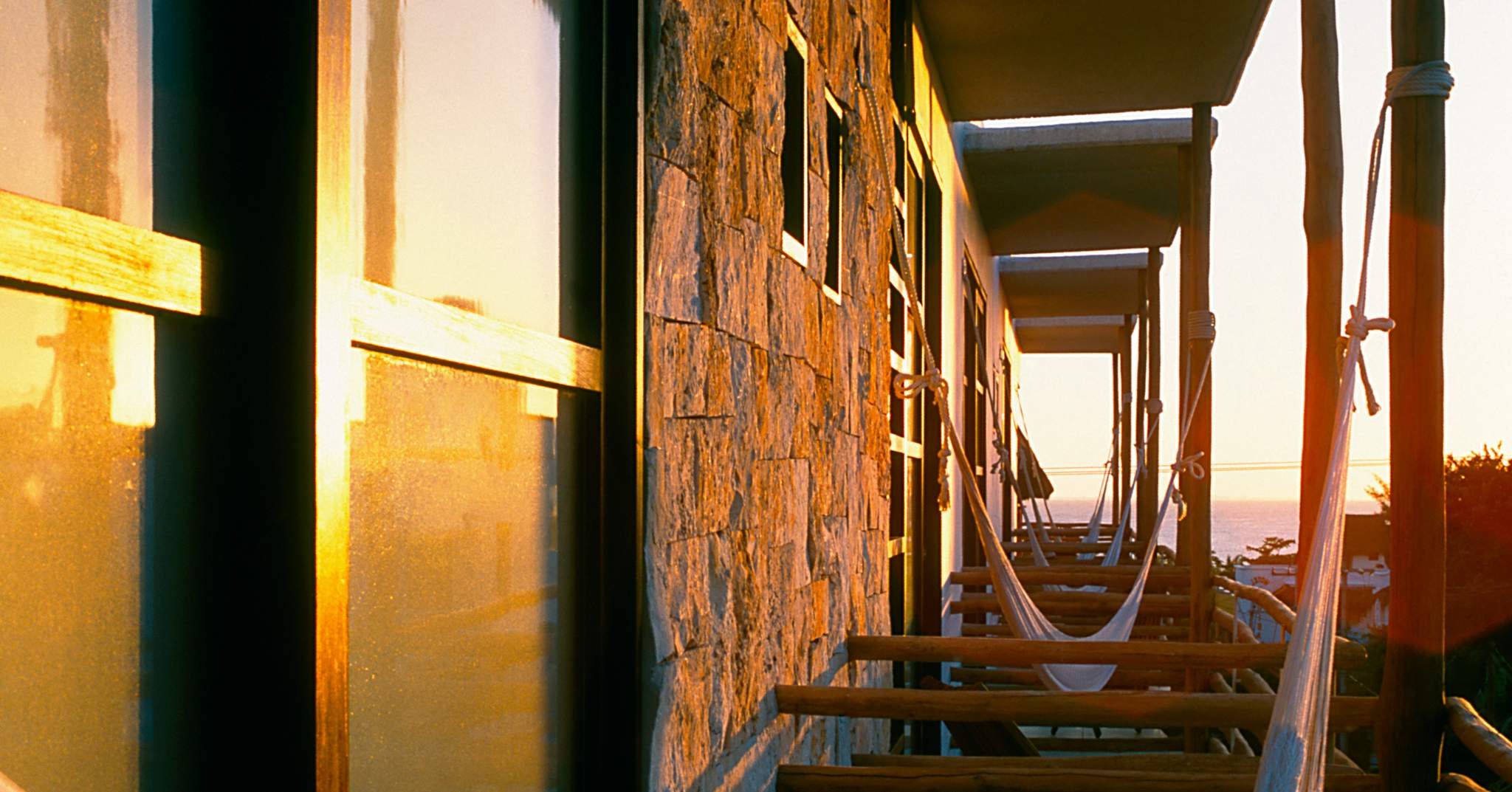 Deseo Hotel + Lounge