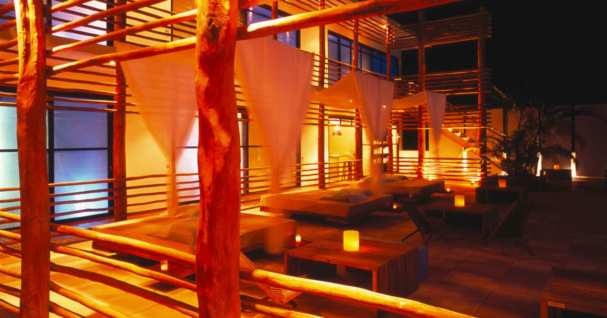 Deseo Hotel + Lounge