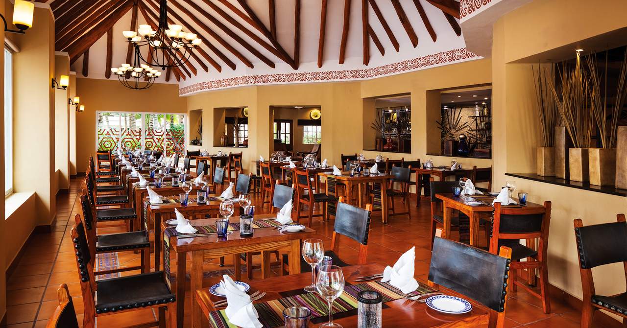 El Dorado Seaside Suites