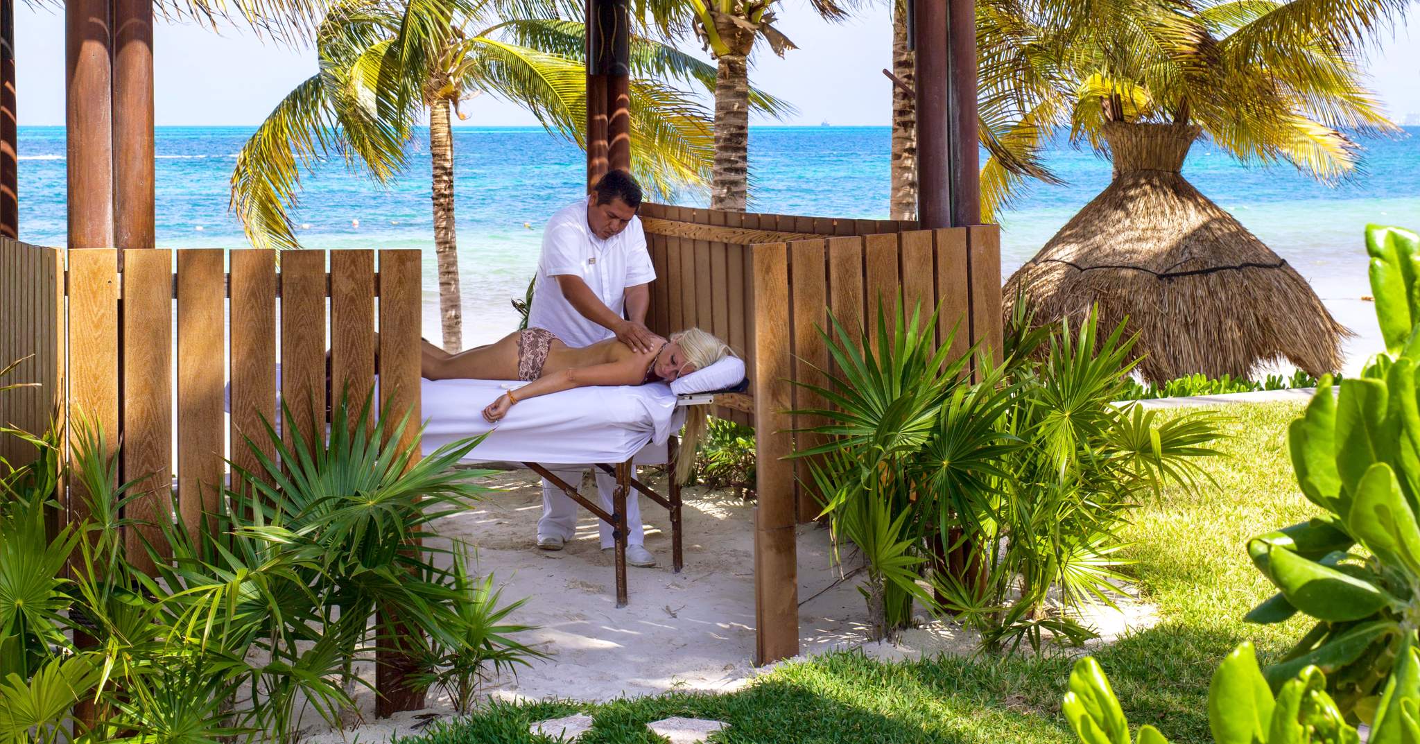 Luxury Residences by Villa del Palmar Cancun