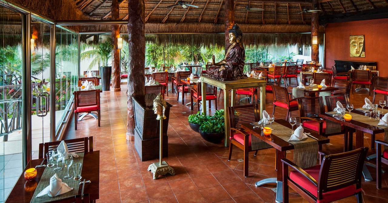 El Dorado Casitas Royale by Karisma