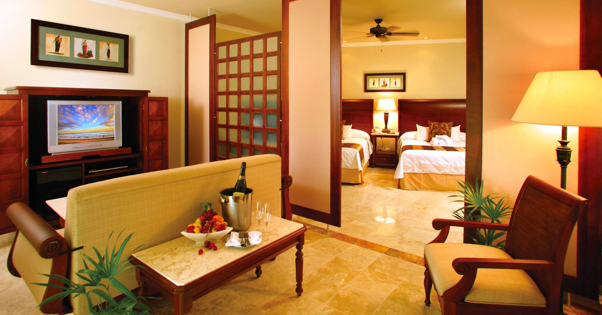 Valentin Imperial Maya