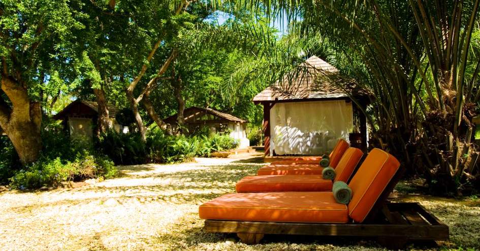 Villa Montana Beach Resort