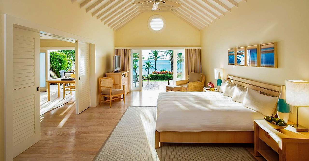 Elbow Beach, Bermuda