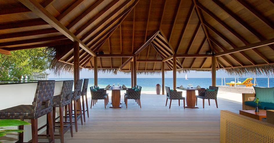 Anantara Dhigu Resort & Spa