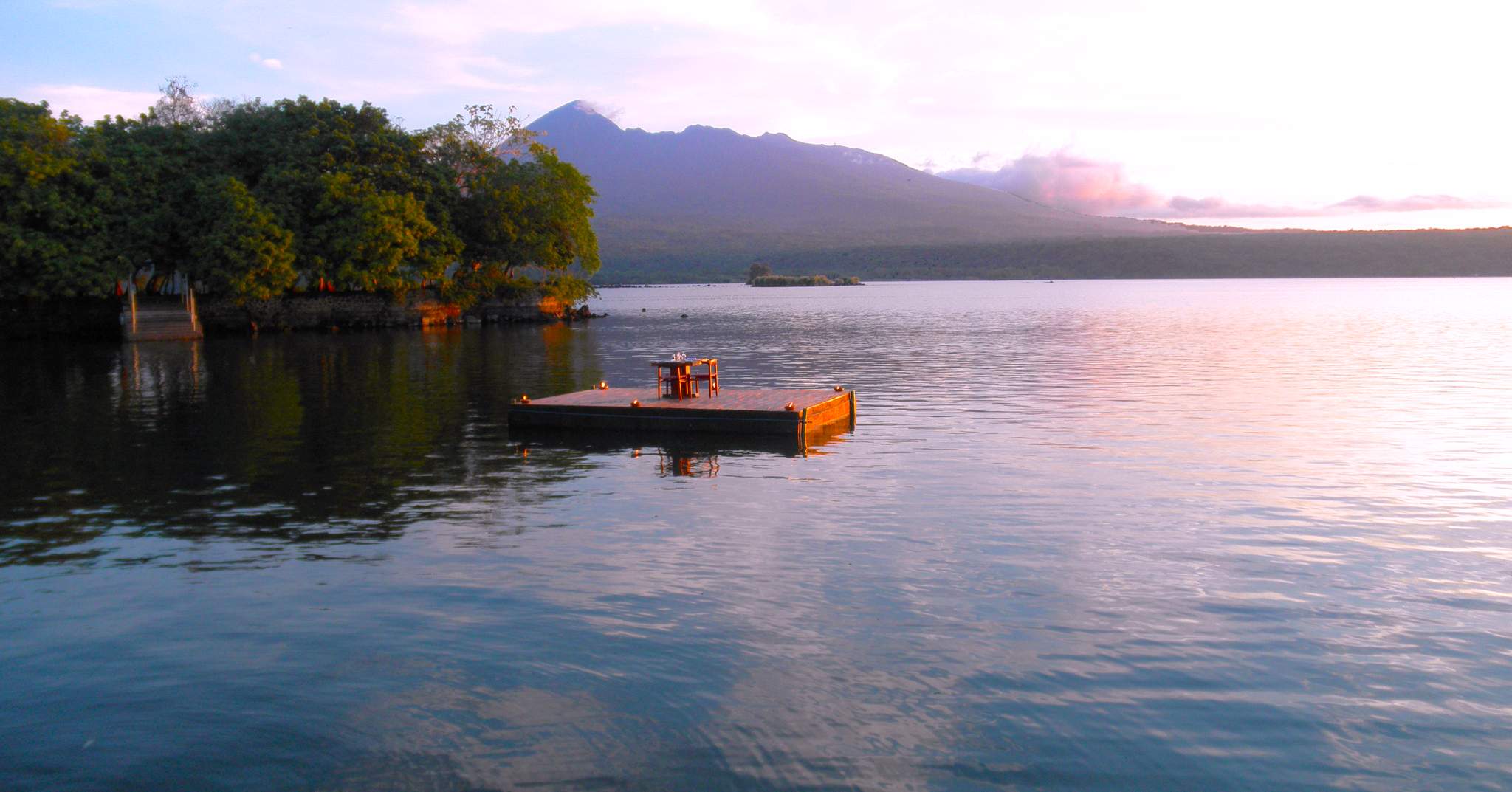 Jicaro Island Ecolodge