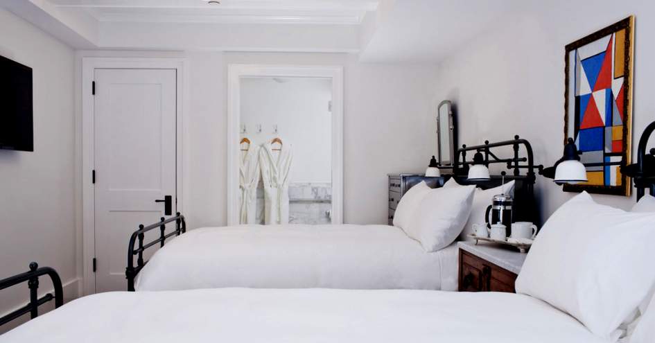 Washington School House Hotel