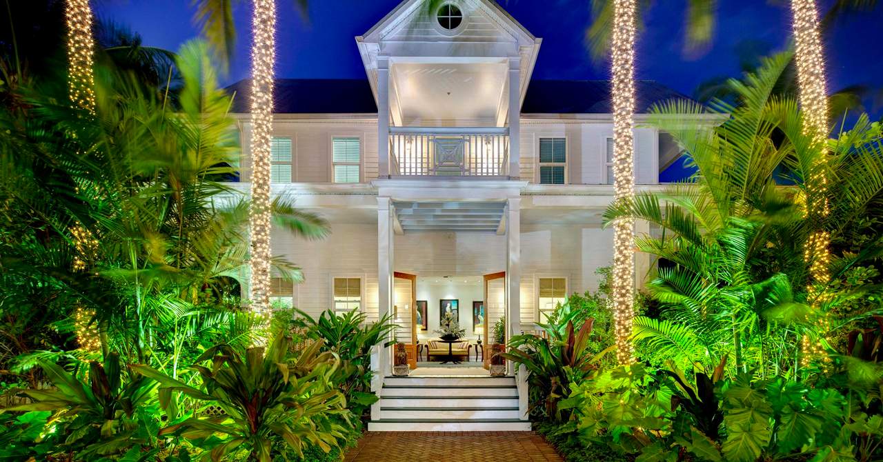 Parrot Key Hotel & Villas