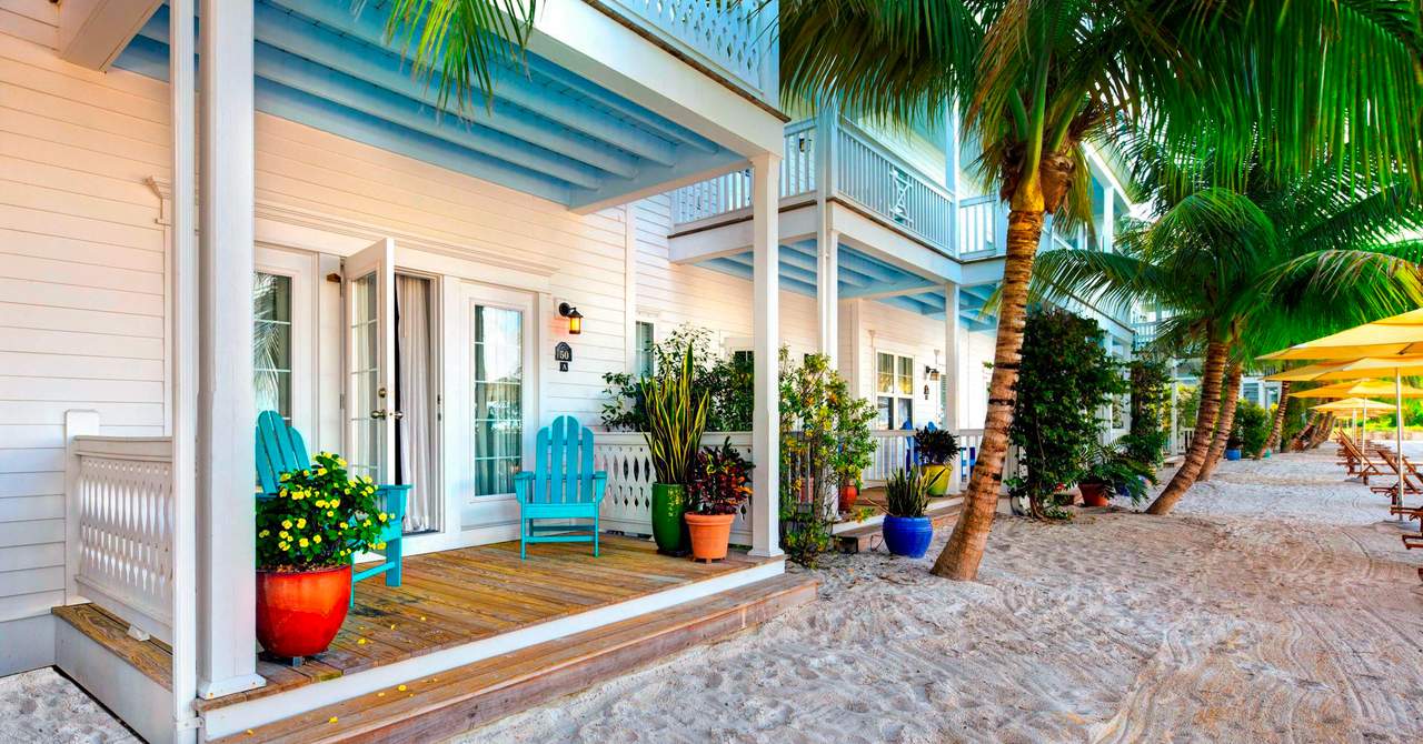 Parrot Key Hotel & Villas