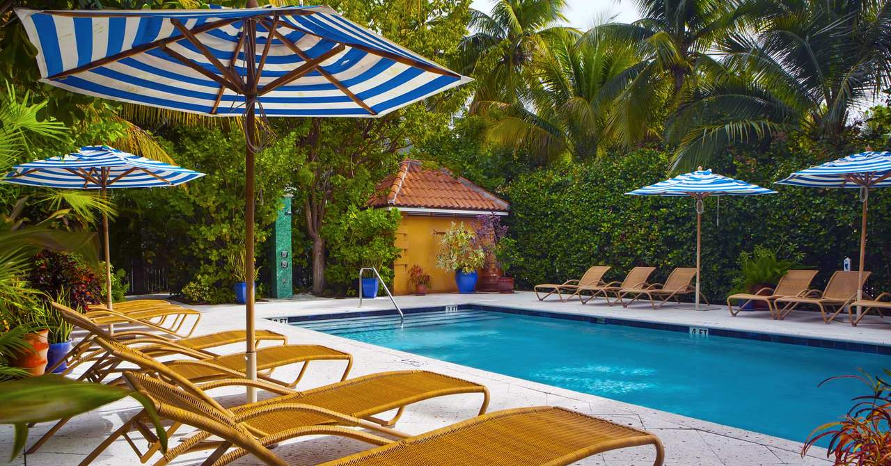 Parrot Key Hotel & Villas