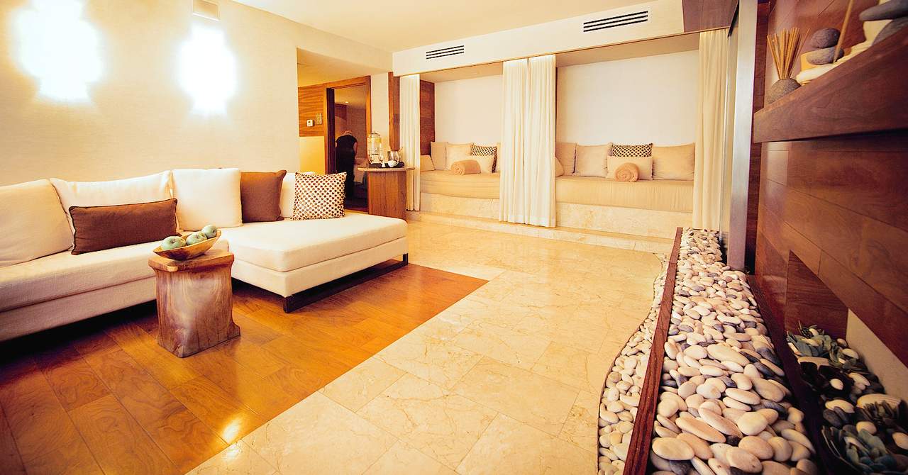 Costa d'Este Beach Resort & Spa