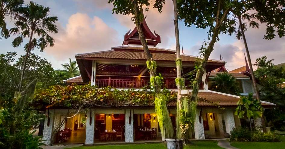 Thavorn Beach Village & Spa