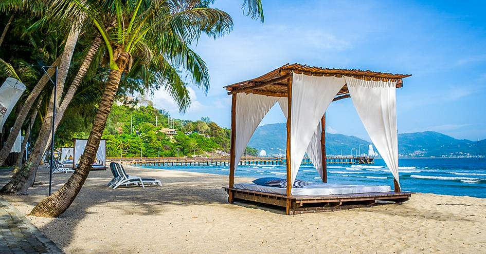 Thavorn Beach Village & Spa