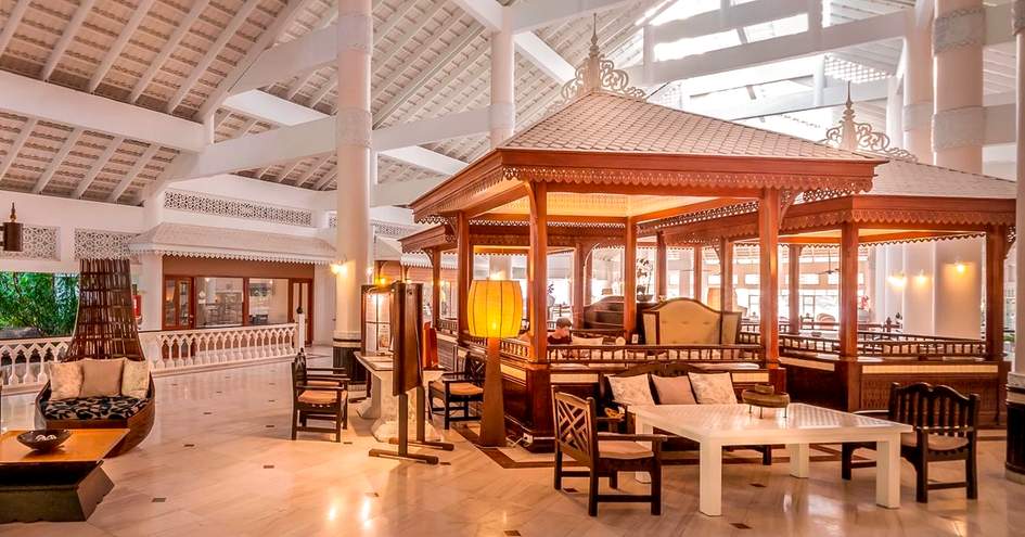 Thavorn Palm Beach Resort