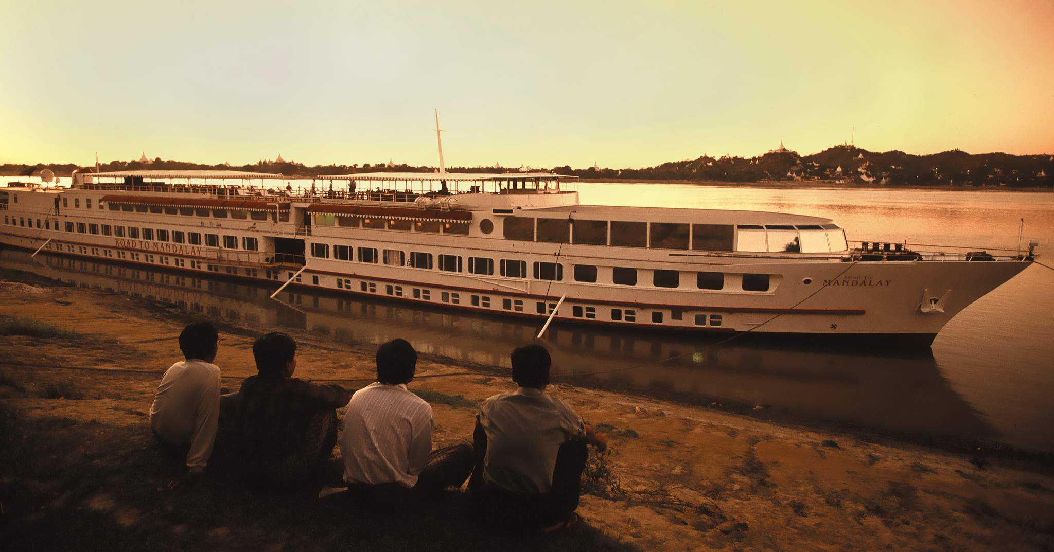 Belmond Road To Mandalay