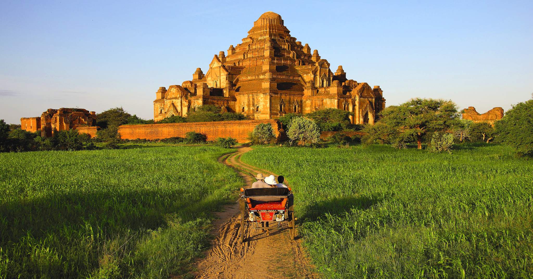 Belmond Road To Mandalay