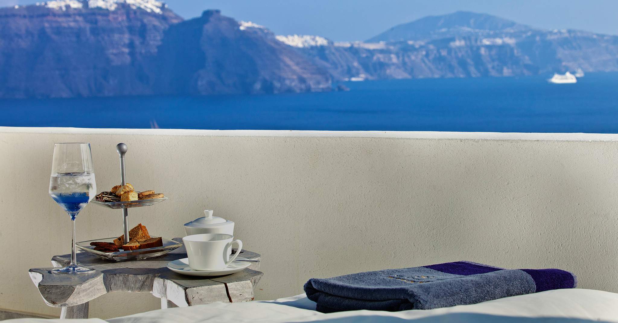 Alta Mare by Andronis