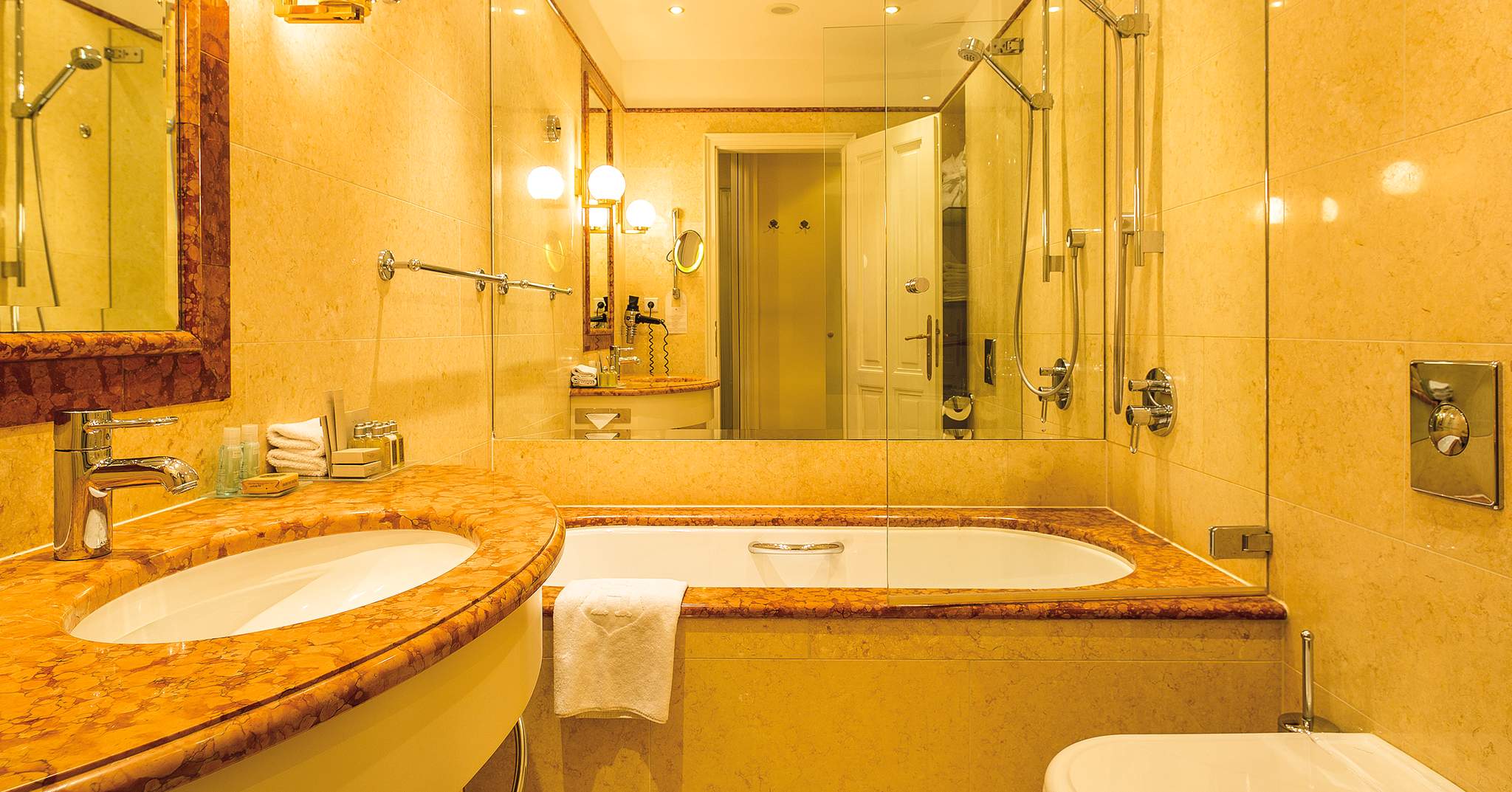 Le Palais Art Hotel Prague