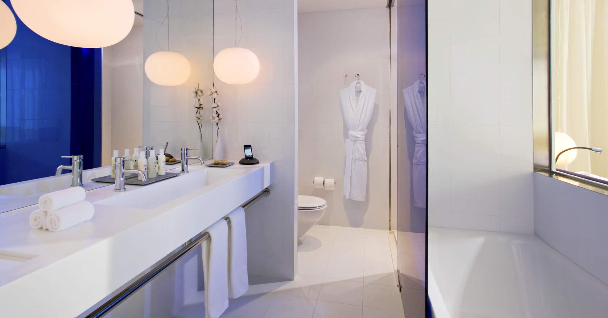 The Level at Melia Barcelona Sky