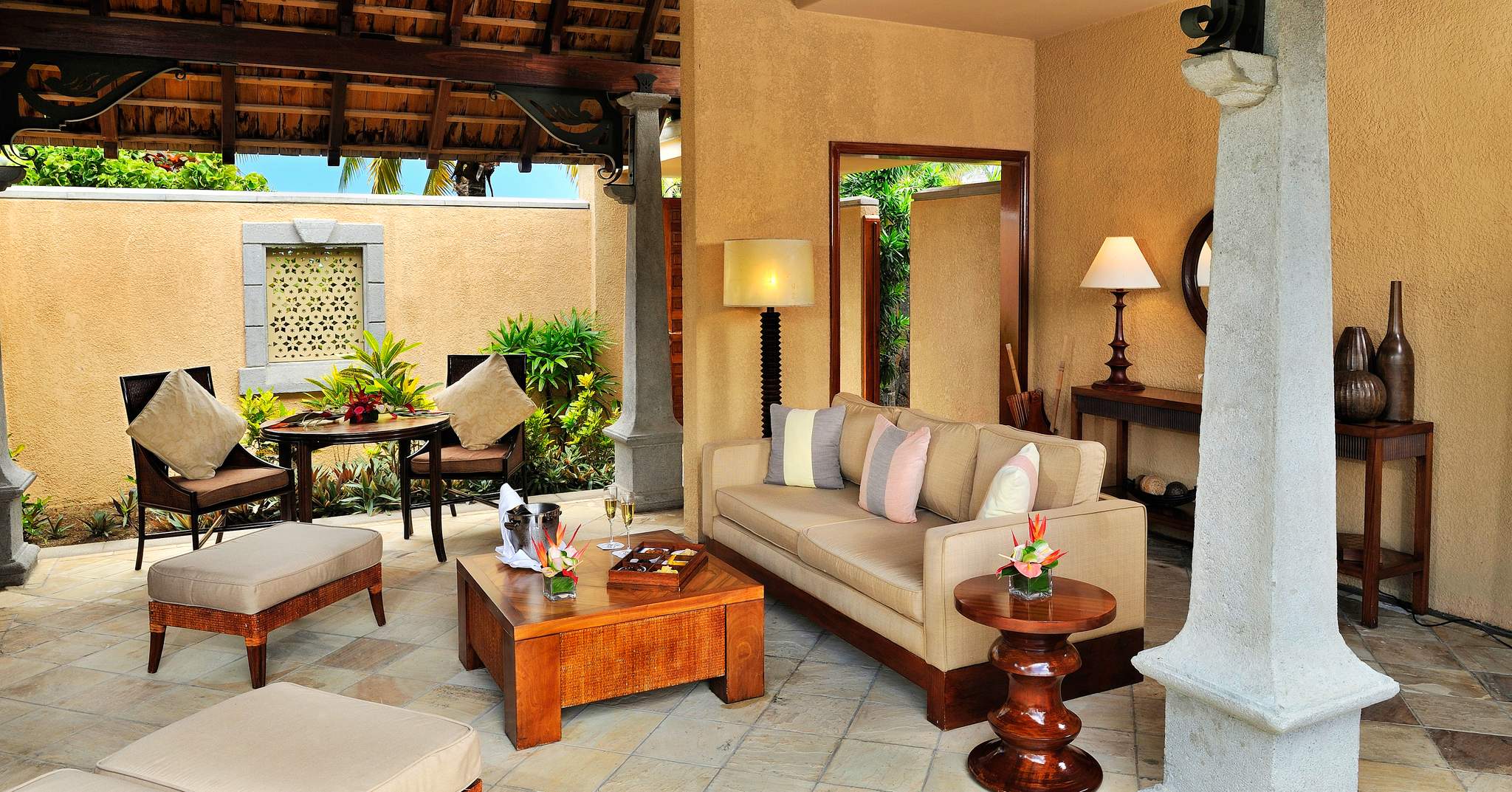 Maradiva Villas Resort & Spa