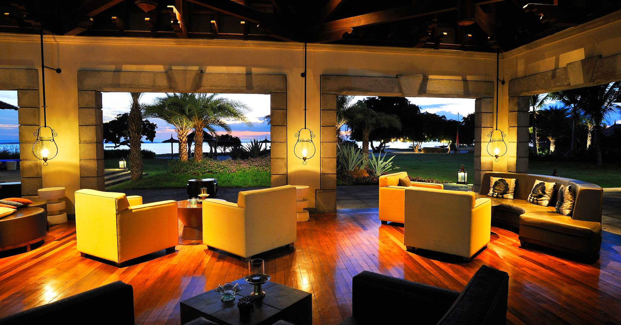 Maradiva Villas Resort & Spa