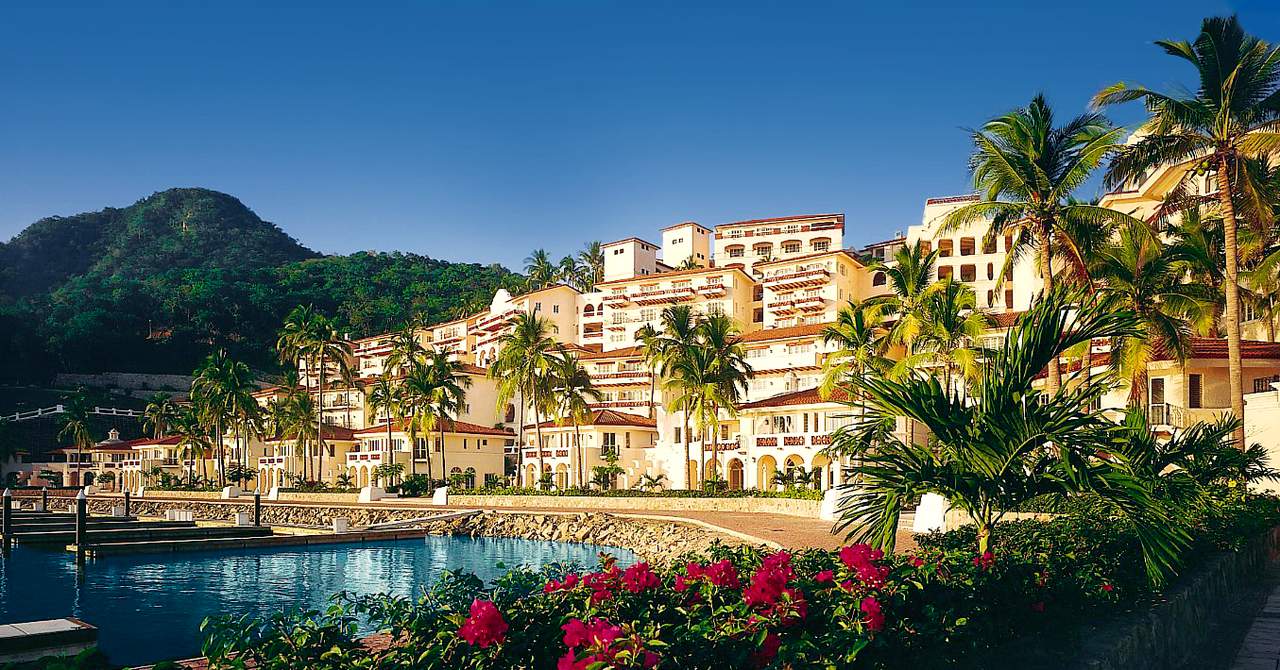 Grand Isla Navidad Resort in Manzanillo, Mexico Grand Isla Navidad Resort in Manzanillo, Mexico
