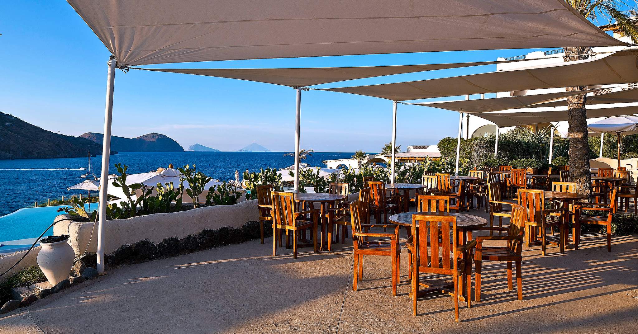 Therasia Resort Sea & Spa