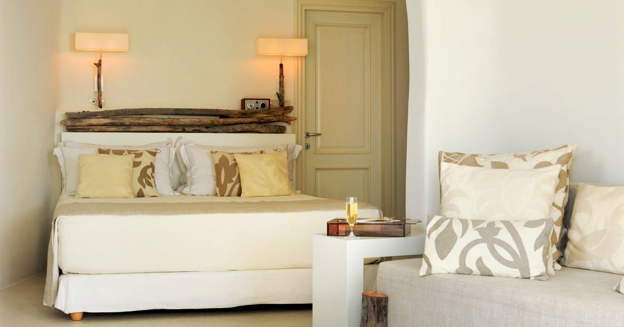 Mystique, a Luxury Collection Hotel, Santorini