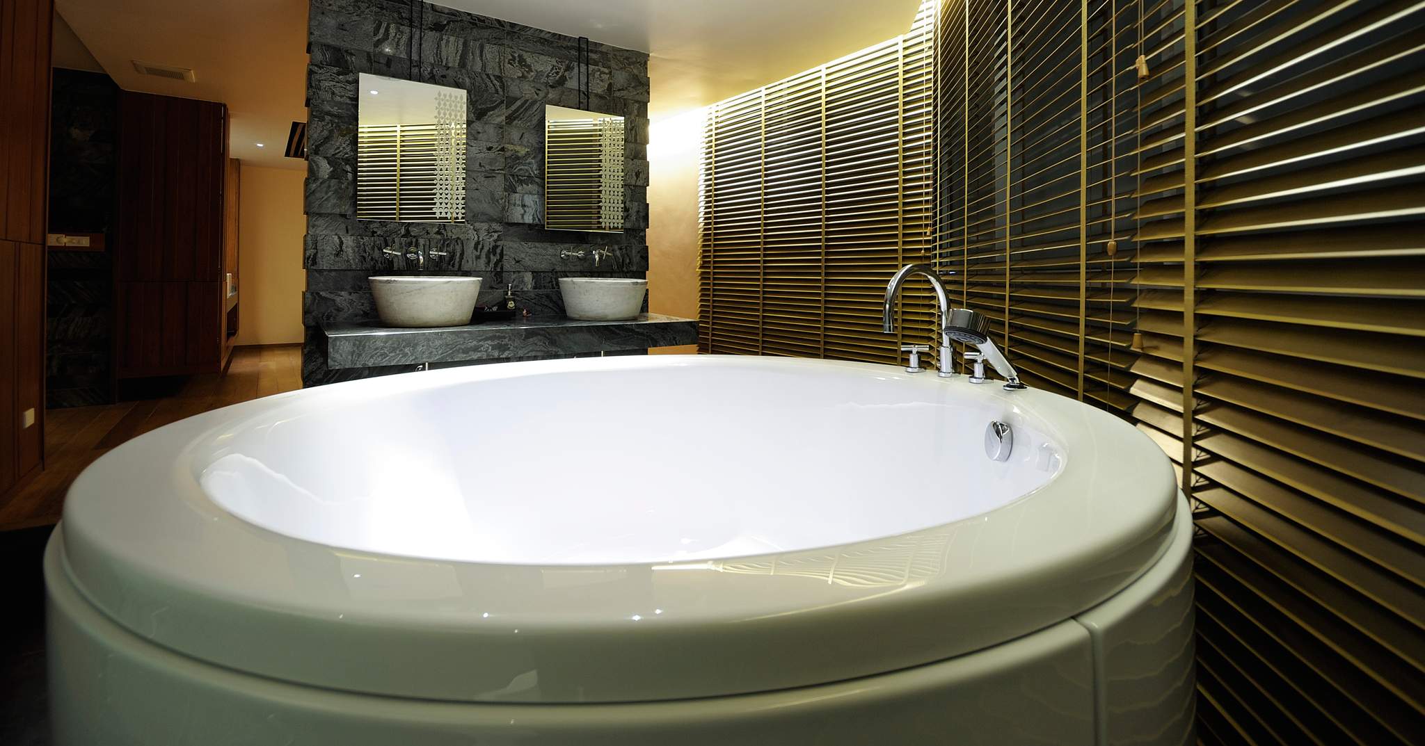 JC Kevin Sathorn Bangkok Hotel