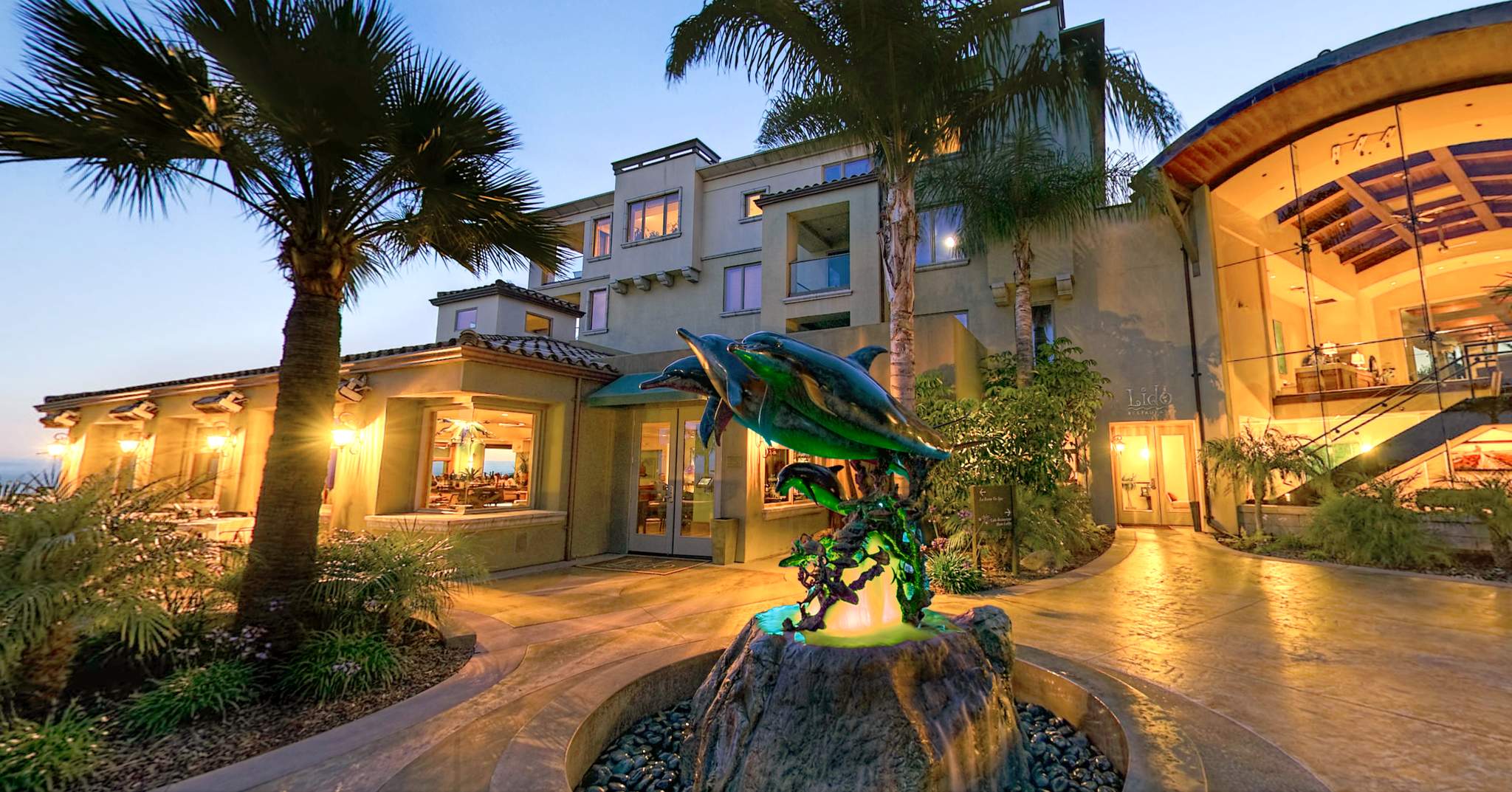 Dolphin Bay Resort & Spa