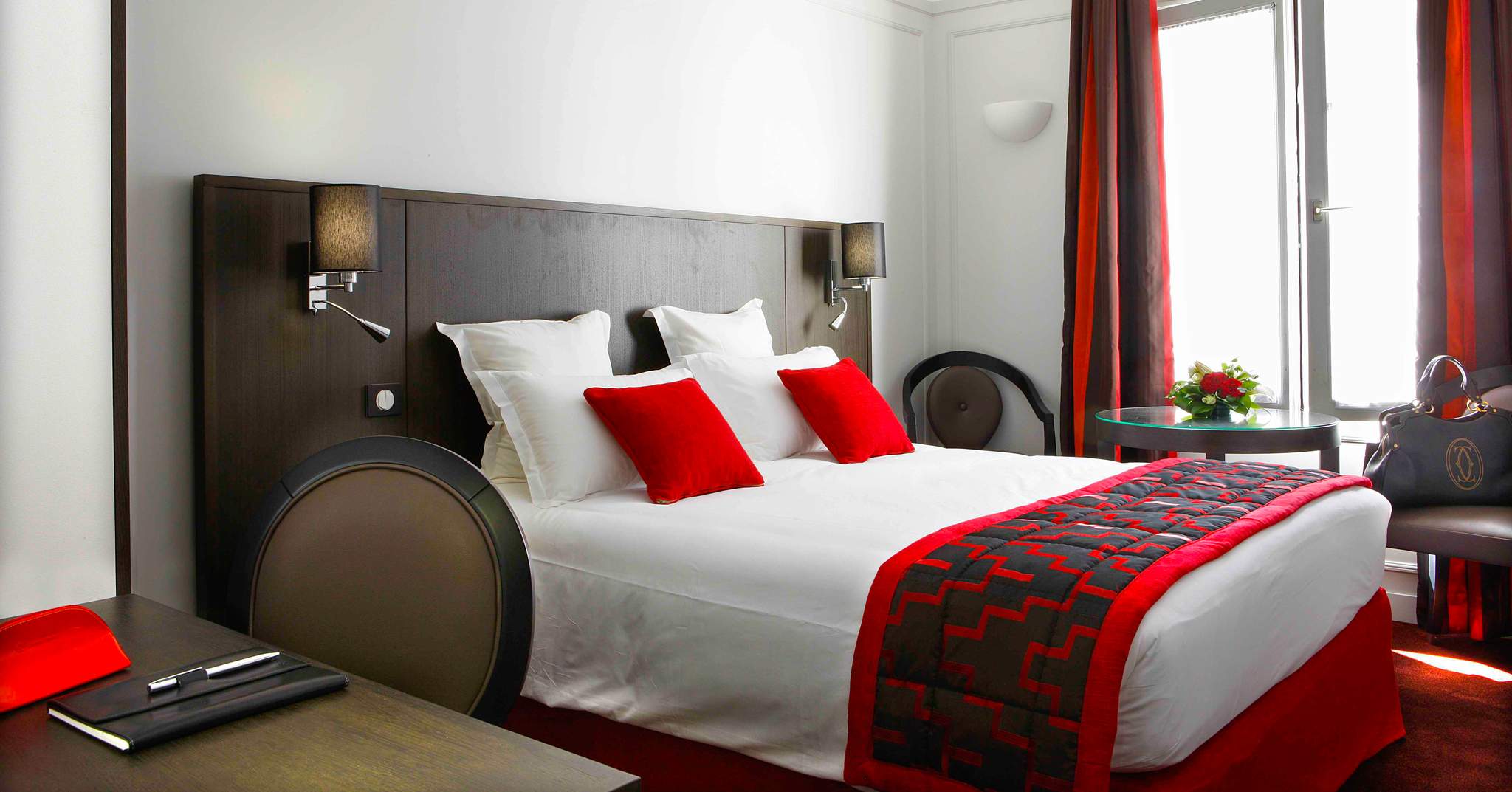 Hotel California Paris Champs-Elysees