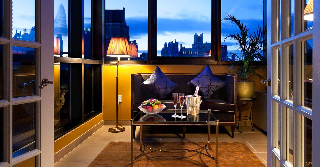 Hotel Plaza Athenee New York