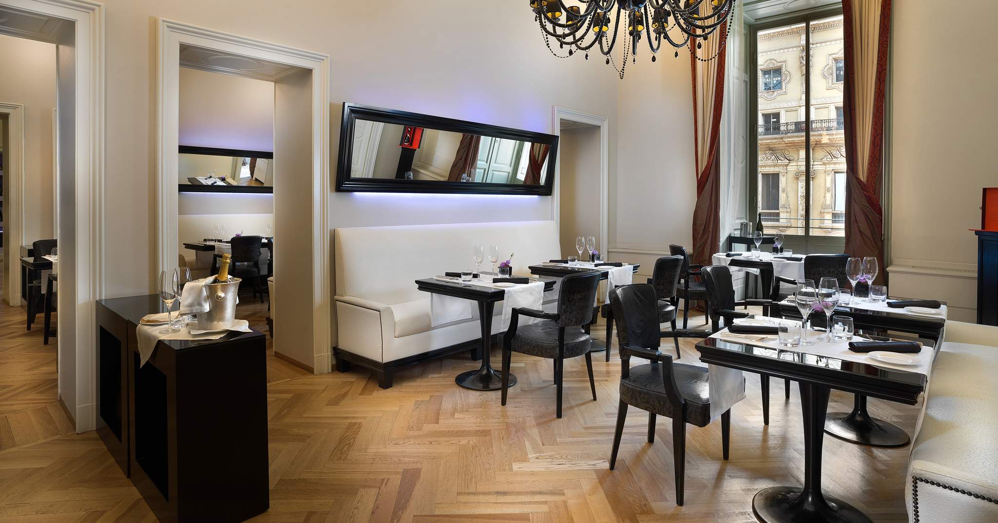 Seven Stars Galleria